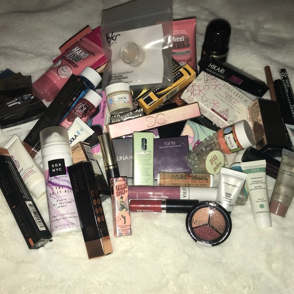 Beauty Mystery Boxes! - Picture 5 of 7